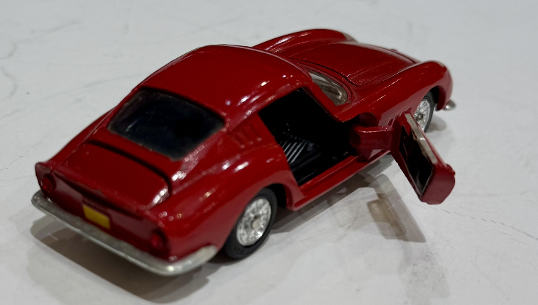 FERRARI 275 GTB DINKY 1/43°