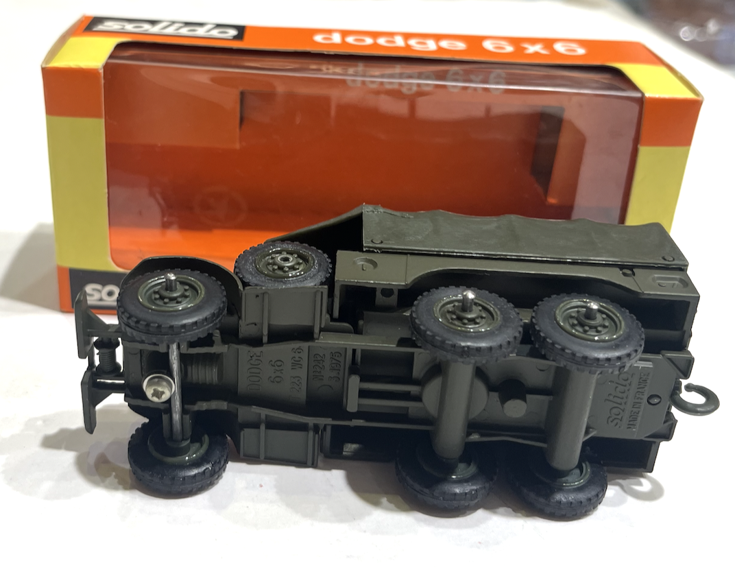 DODGE 6X6 SOLIDO 1/43°