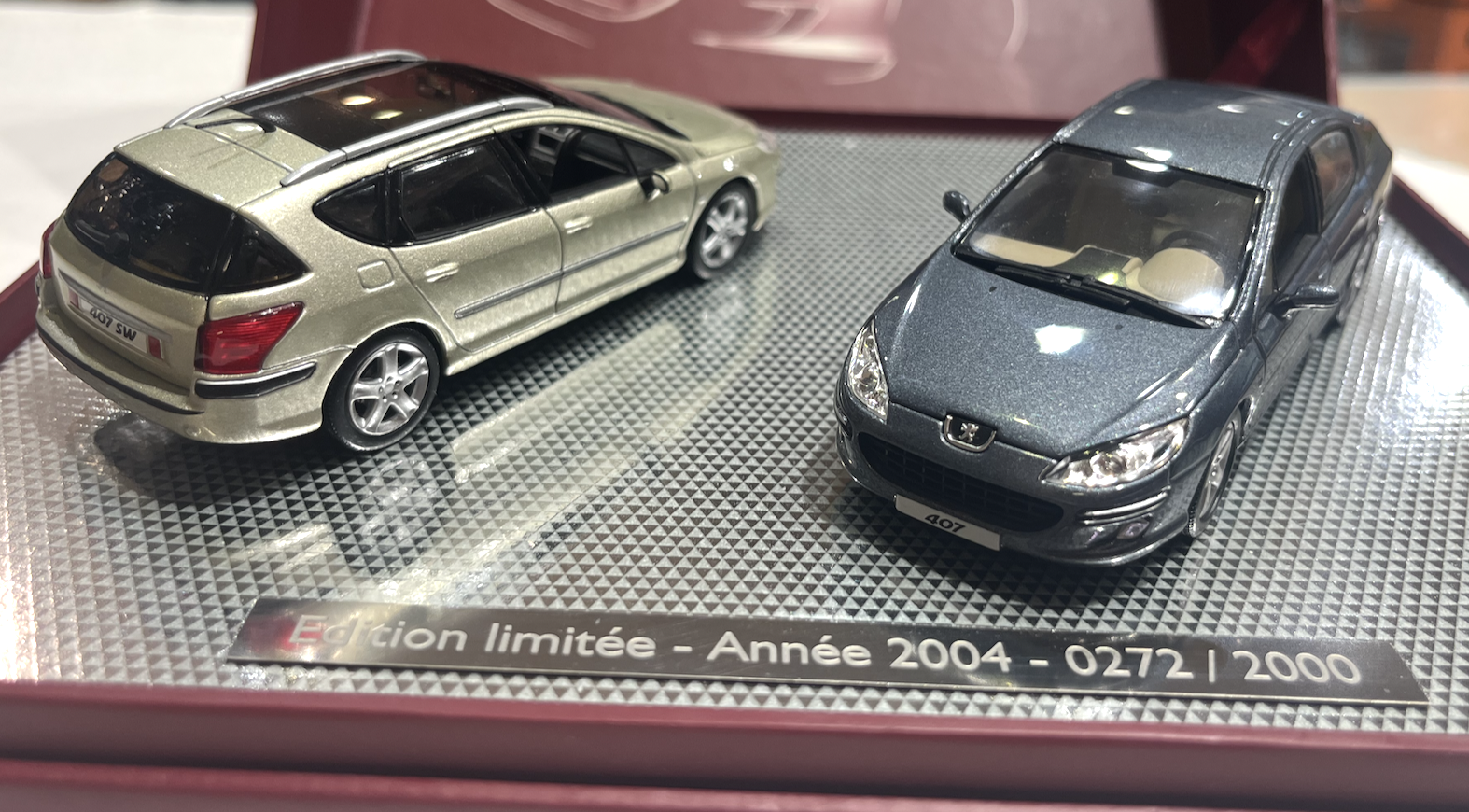COFFRET PEUGEOT 404 2004 NOREV 1/43°