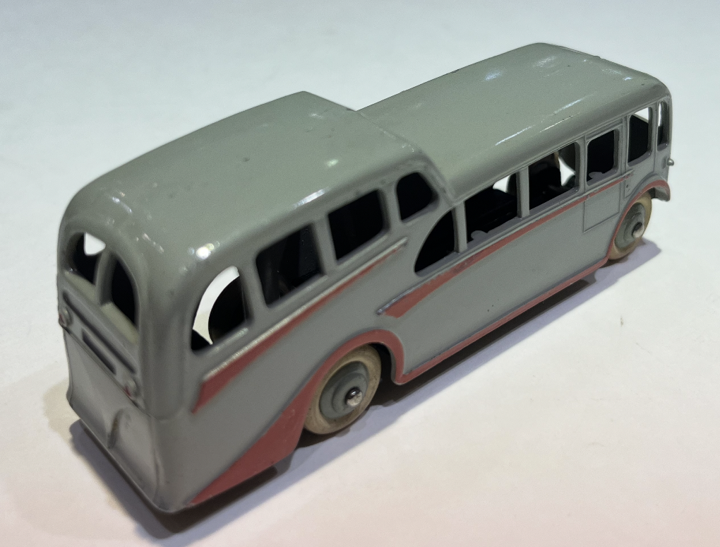 CAR OBSERVATION COACH DINKY TOYS 1/43