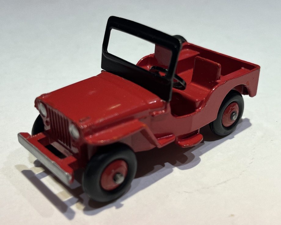 JEEP UNIVERSAL DINKY TOYS 1/43
