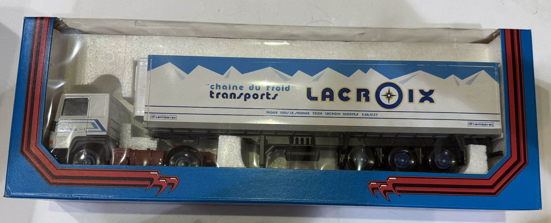 CAMION RENAULT FRIGO LACROIX  ELIGOR 1/43