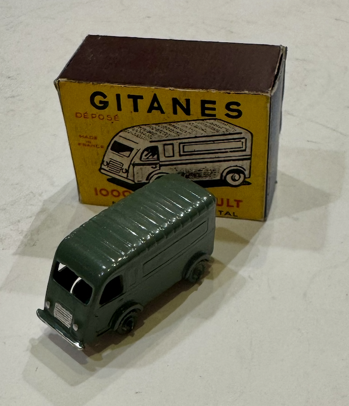 RENAULT 1000KG GITANES 1/64