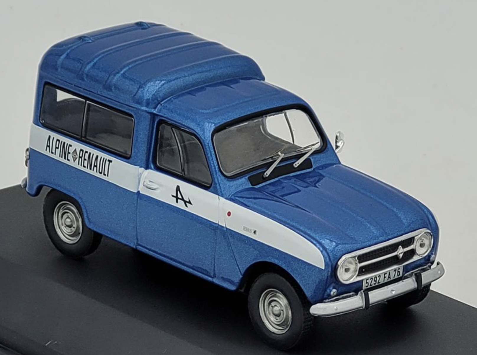 RENAULT 4 F4 FOURGONNETTE ASSISTANCE "ALPINE-RENAULT" ODEON 1/43º
