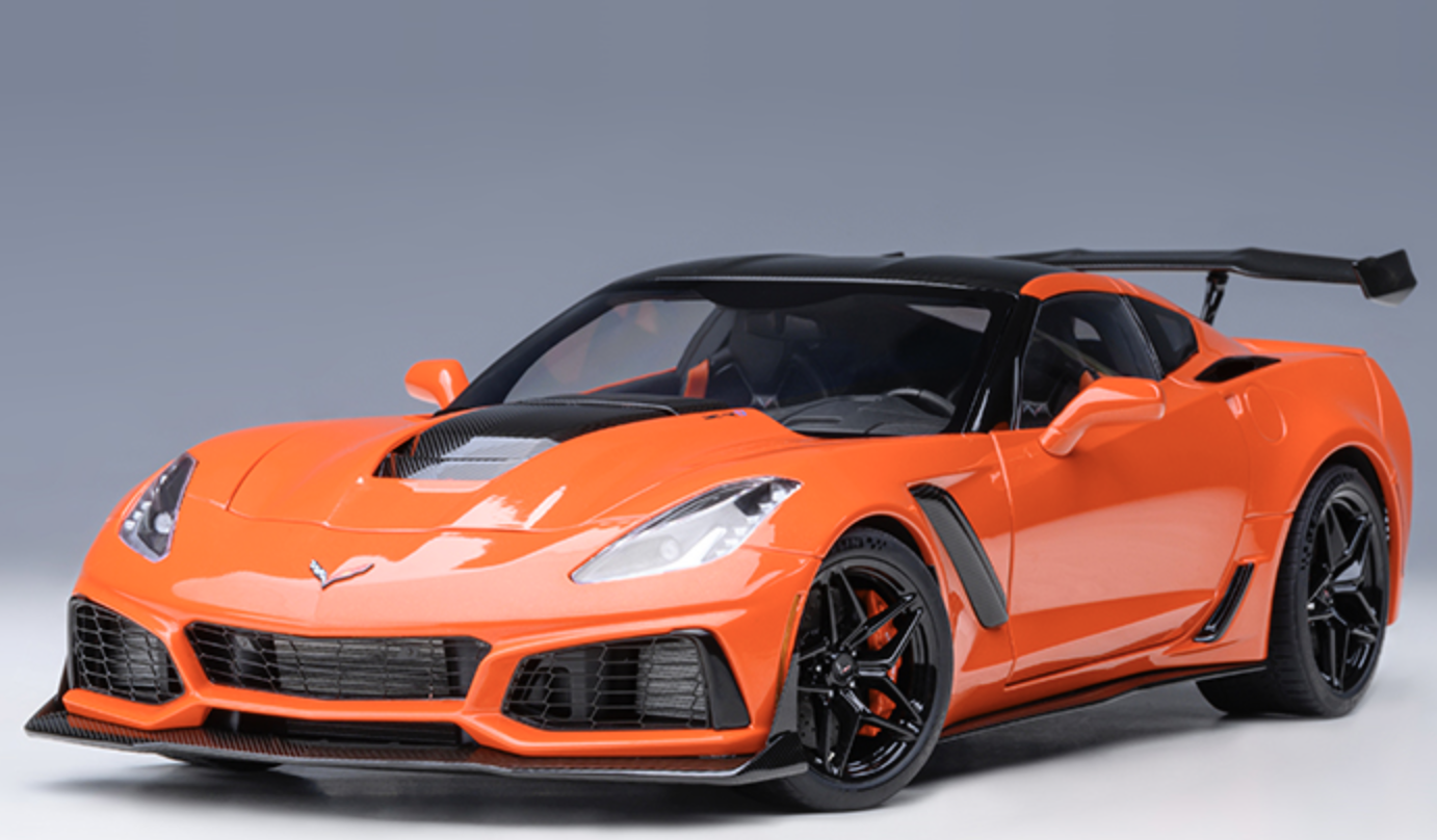 Chevrolet Corvette C7 ZR1 2019 IXO 1/18