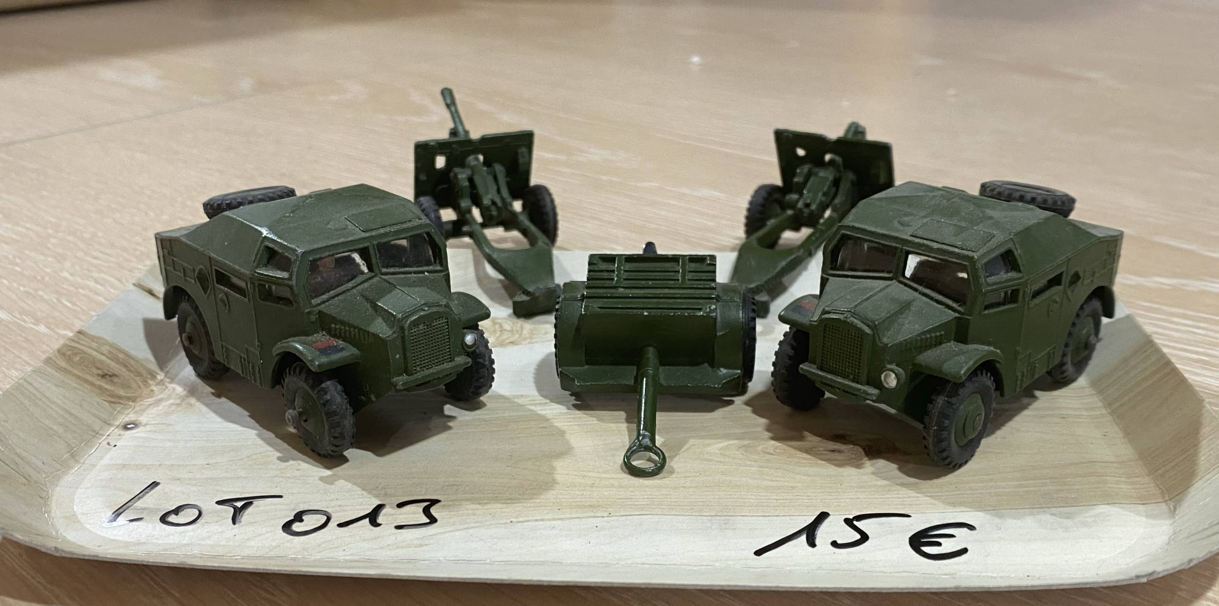 LOT MILITAIRE 1/43