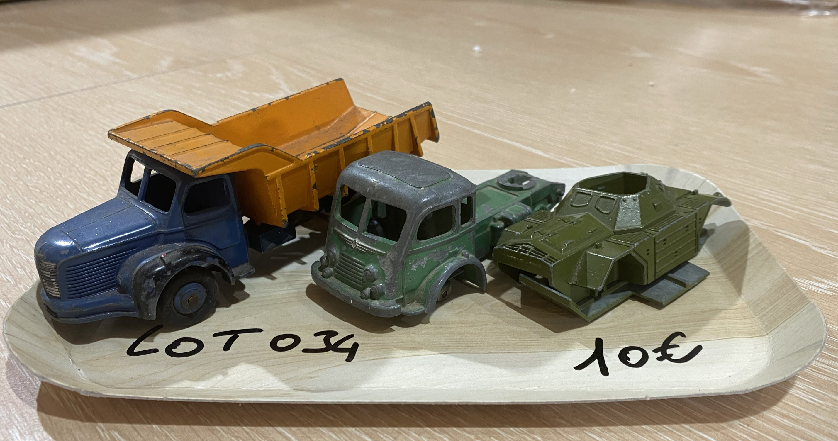 LOT CAMION DINKY TOYS 1/43
