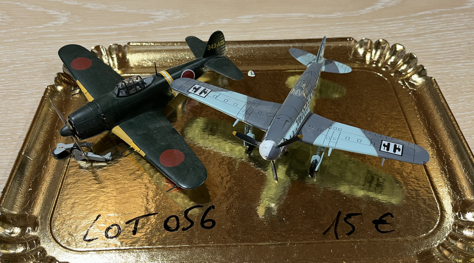 LOT AVION MILITAIRE