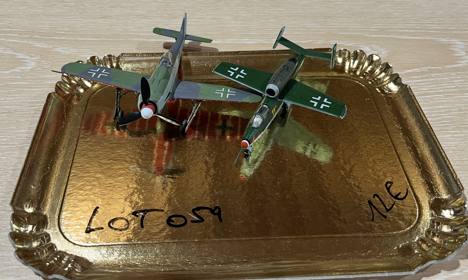 LOT AVION MILITAIRE