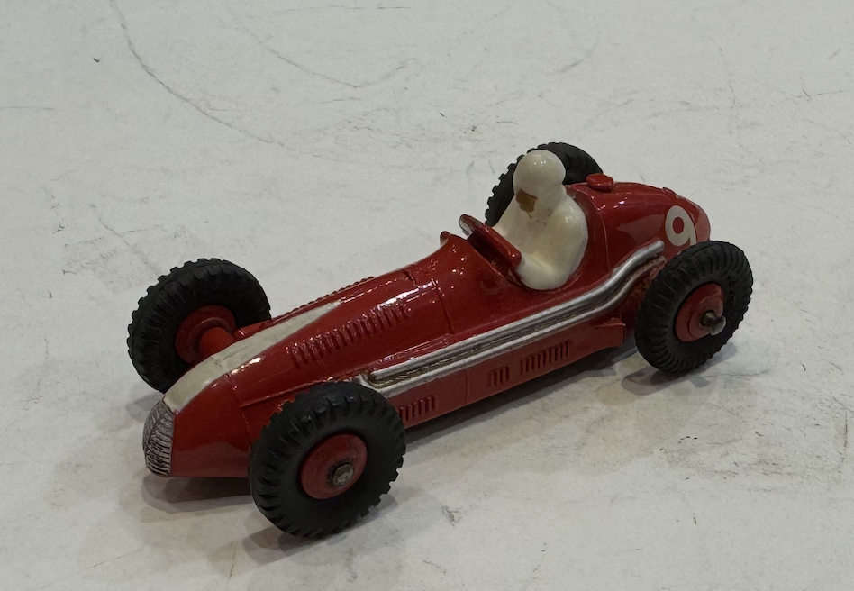 MASERATI RACE FORMULA 1 DINKY TOYS 1/43