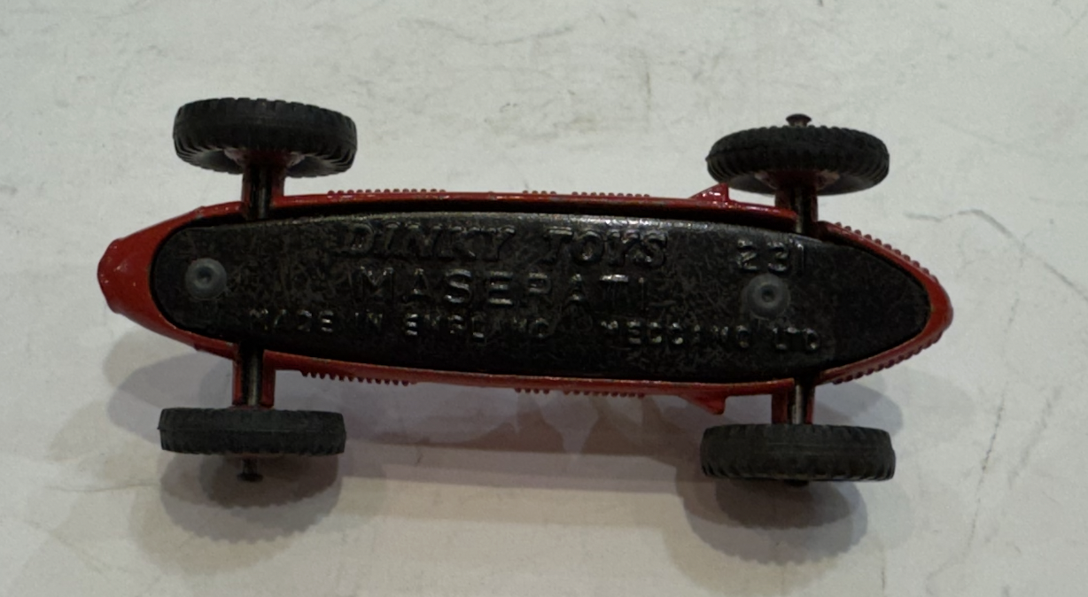 MASERATI RACE FORMULA 1 DINKY TOYS 1/43