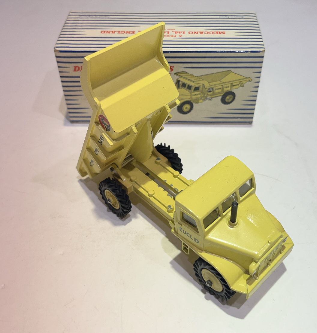 EUCLID READ DUMP TRUCK DINKY 1/43