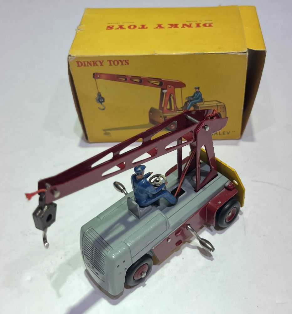GRUE SALEV DINKY 1/43