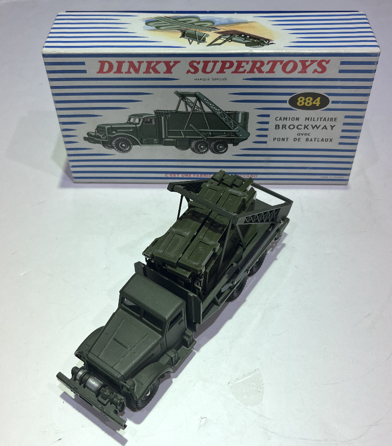 BROCKWAY CAMION MILITAIRE AVEC PONT DE BATEAUX DINKY 1/43