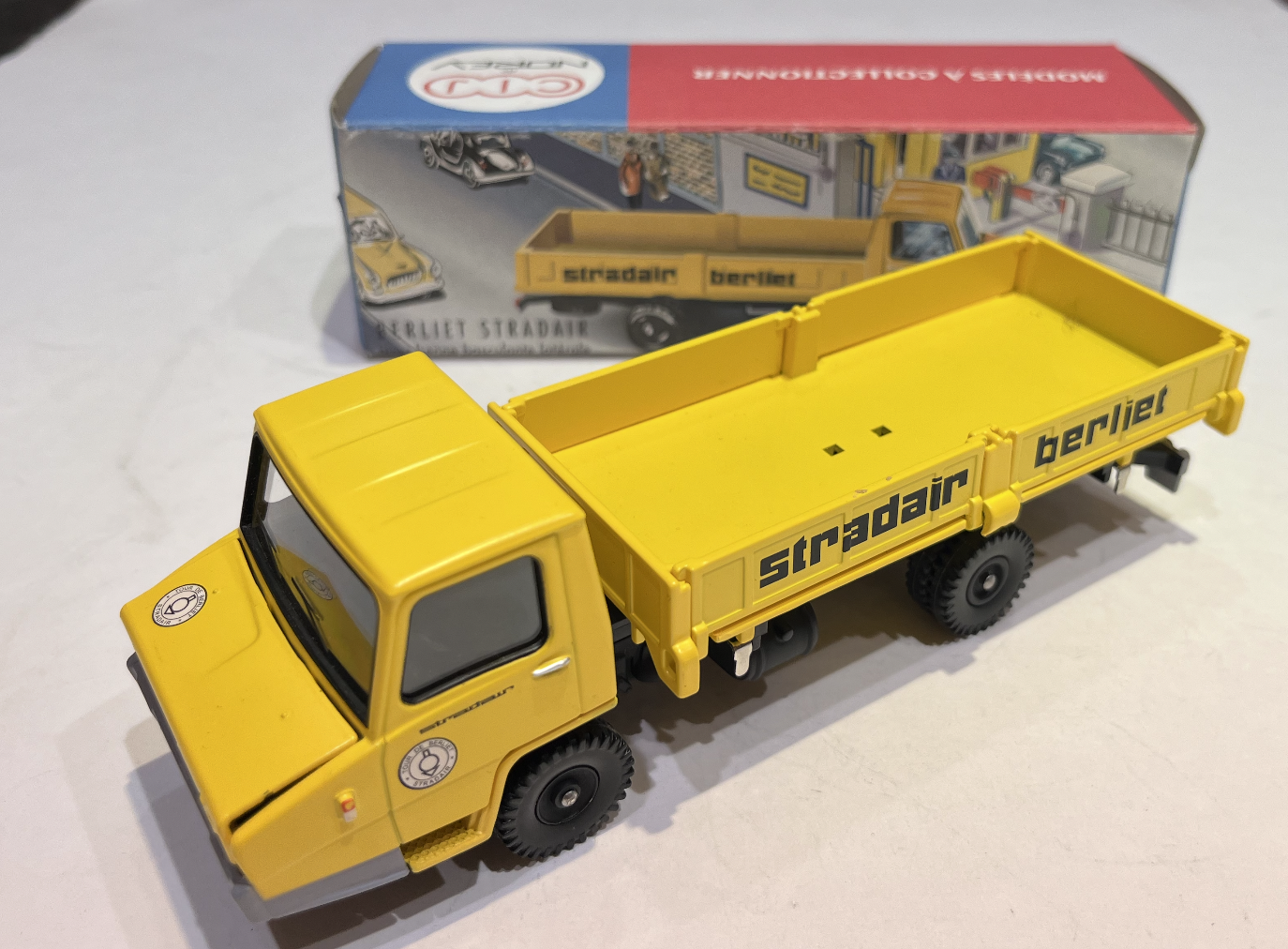 BERLIET STRADAIR BENNE BASCULANTE CIJ 1/43