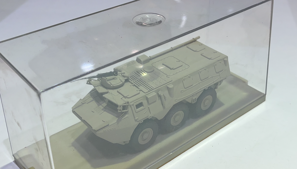 RENAULT VAB 6X6 KAKI REPLEX 1/43