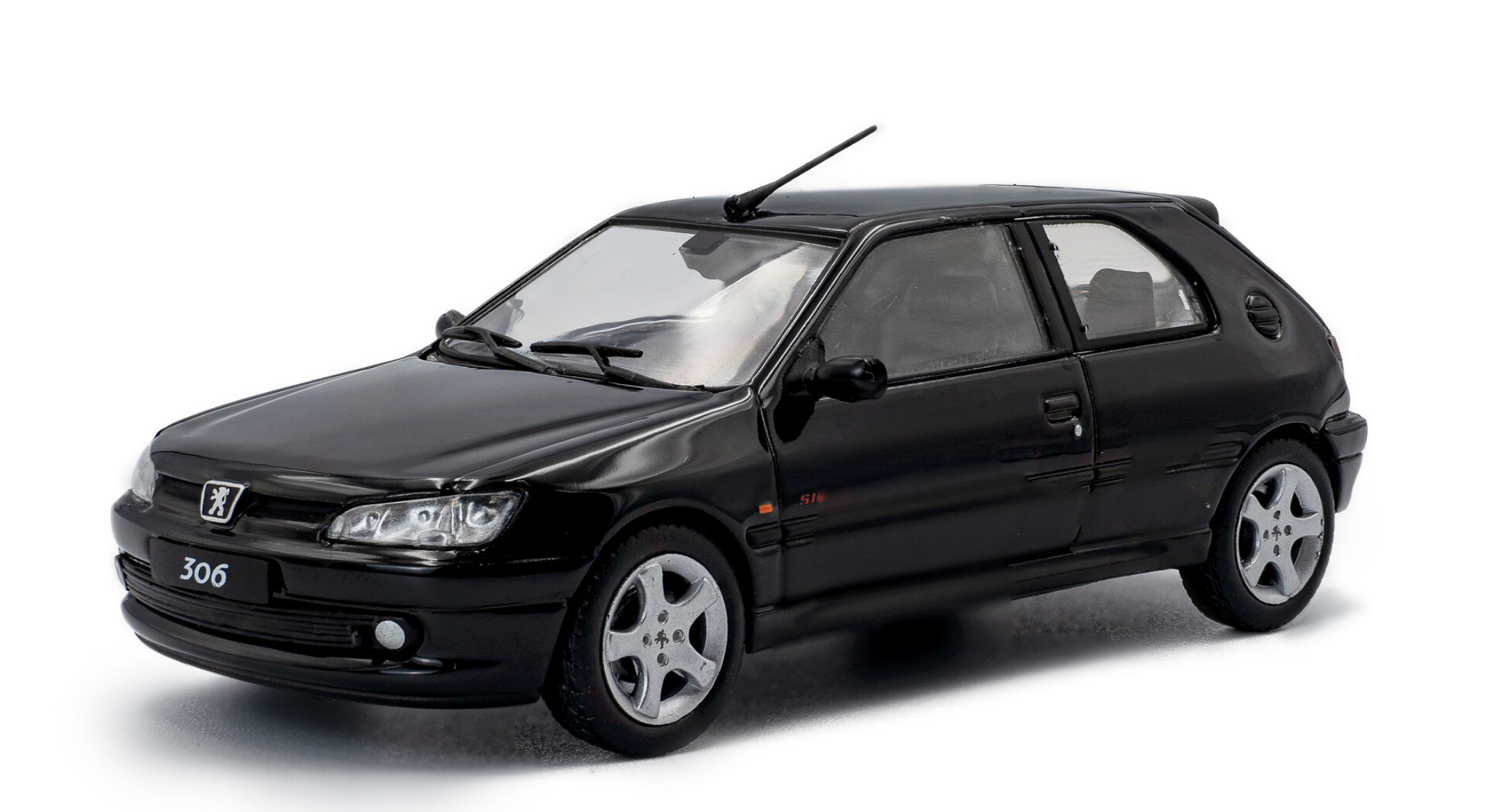 PEUGEOT 306 S16 – NOIR ONYX – 1994 SOLIDO 1/43