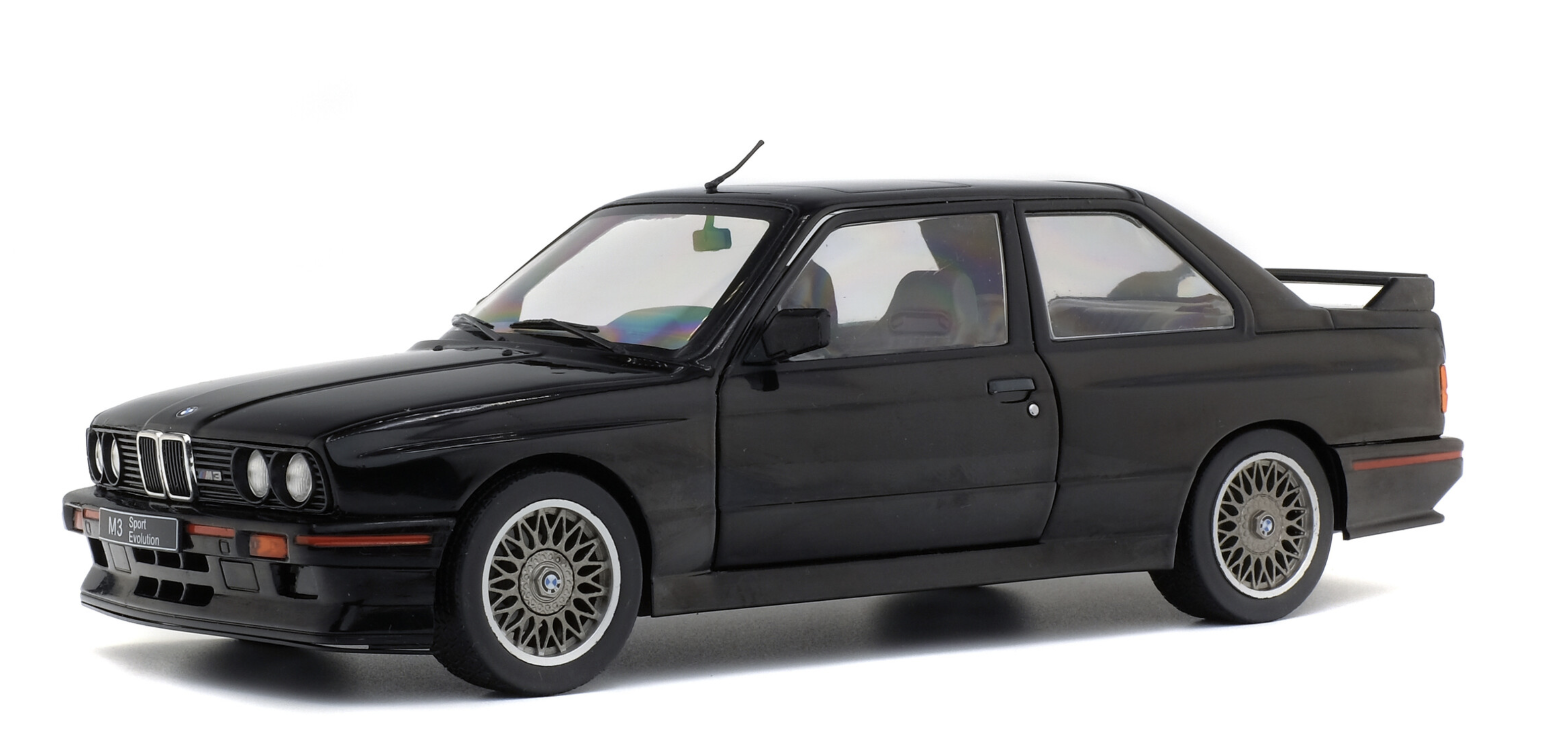 BMW E30 SPORT EVO – BLACK – 1990 SOLIDO 1/18