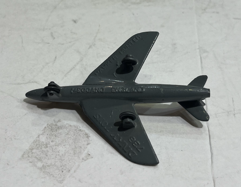 HAWKER HUNTER FIGHTER DINKY TOYS 1/200°