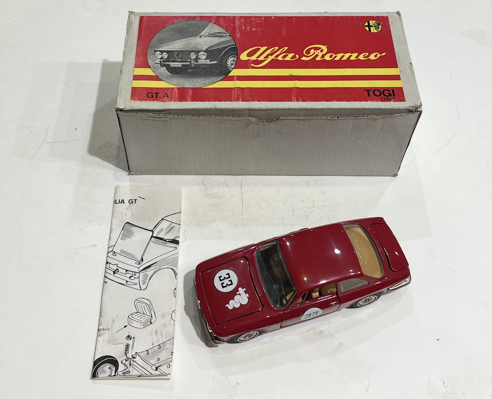 ALFA ROMEO GIULIA GT.A N°33 TOGI 1/24°