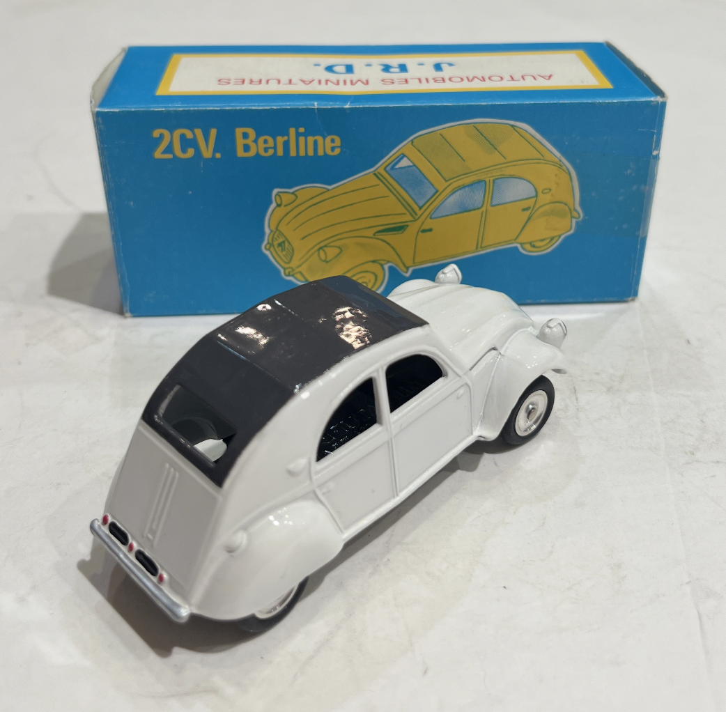 CITROEN BERLINE 2CV BLANC JRD 1/43°