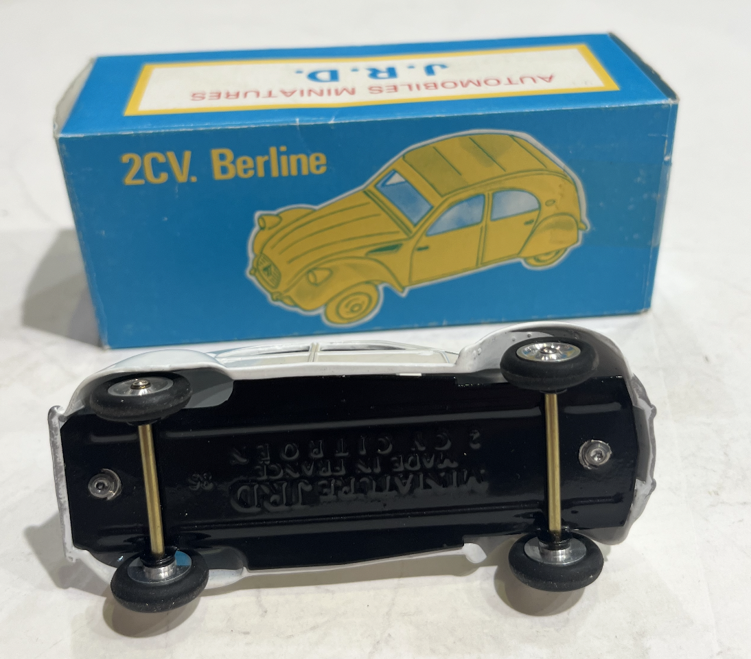 CITROEN BERLINE 2CV BLANC JRD 1/43°