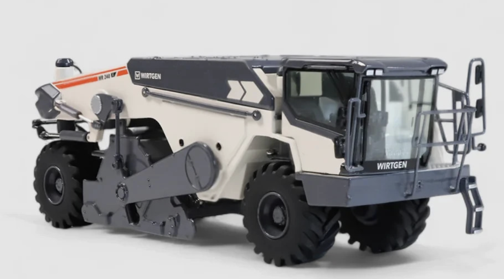 WIRTGEN WR 240 X NZG 1/50