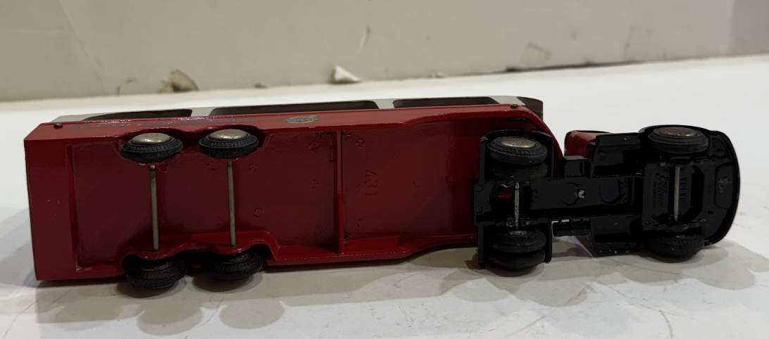 VOLVO TRANSPORTER TEKNO 1/43