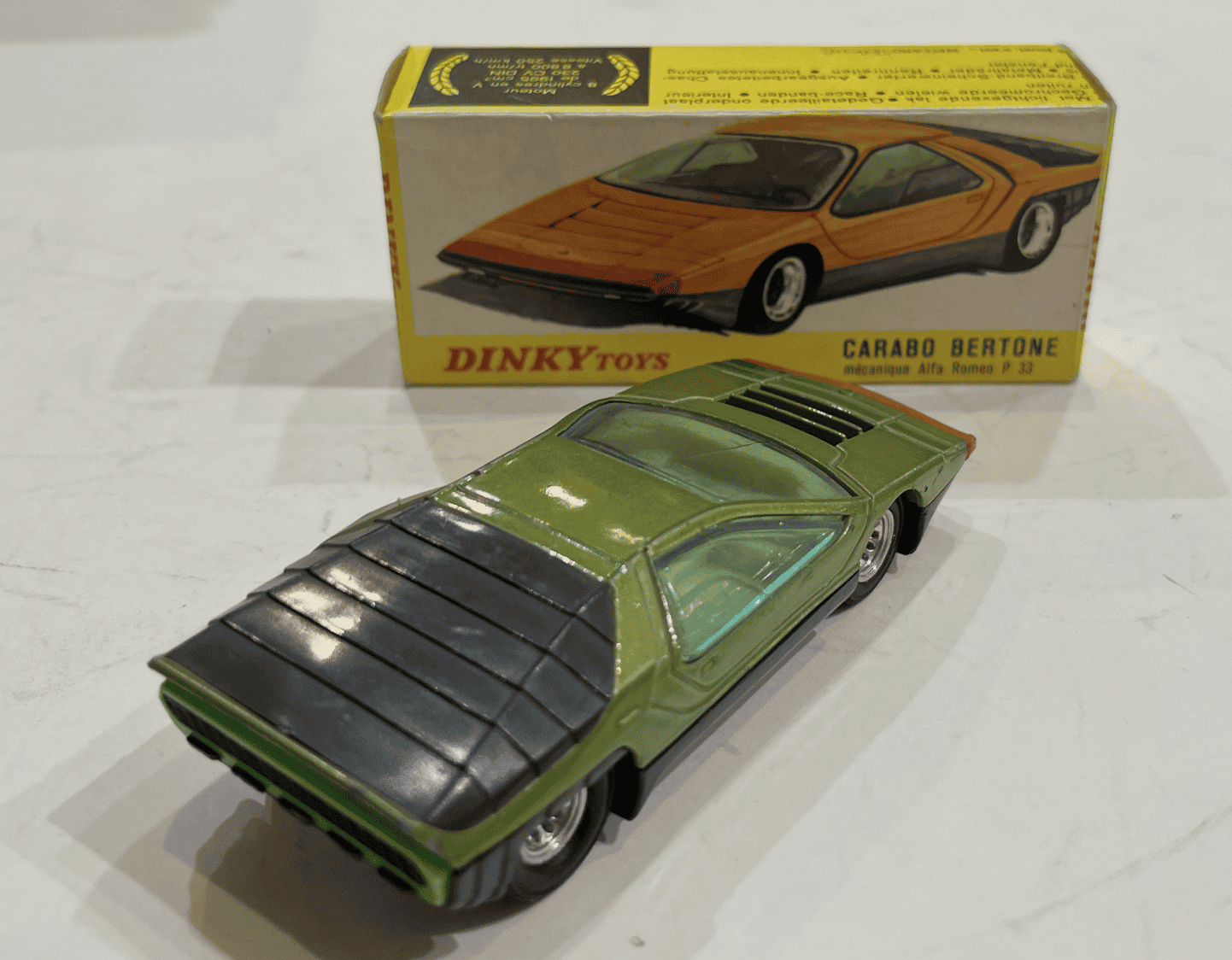 CARABO BERTONE MECANIQUE ALFA ROMEO DINKY TOYS 1/43
