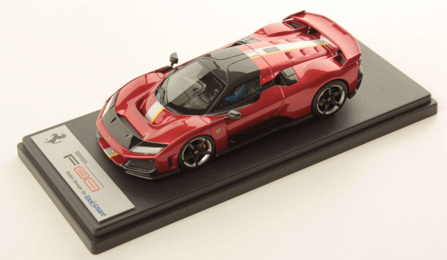 FERRARI F80 Rosso Magma with Livery LOOKSMART 1/43