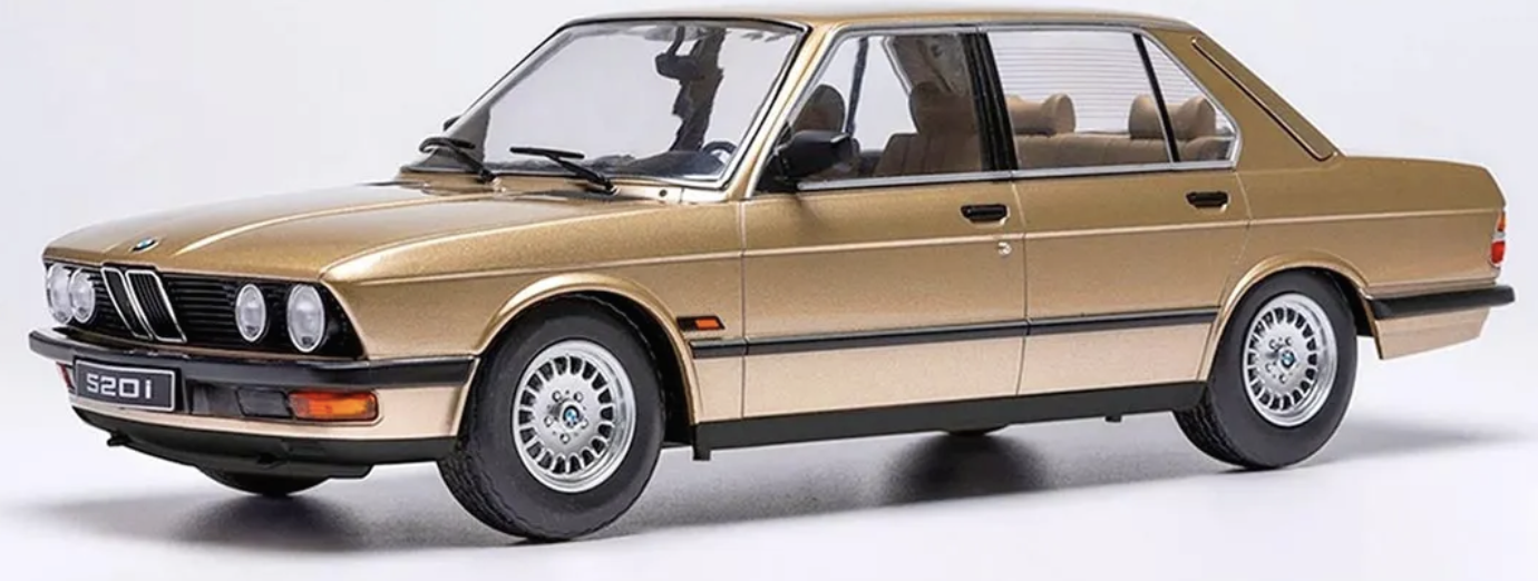BMW 520i (E28) IXO 1/18