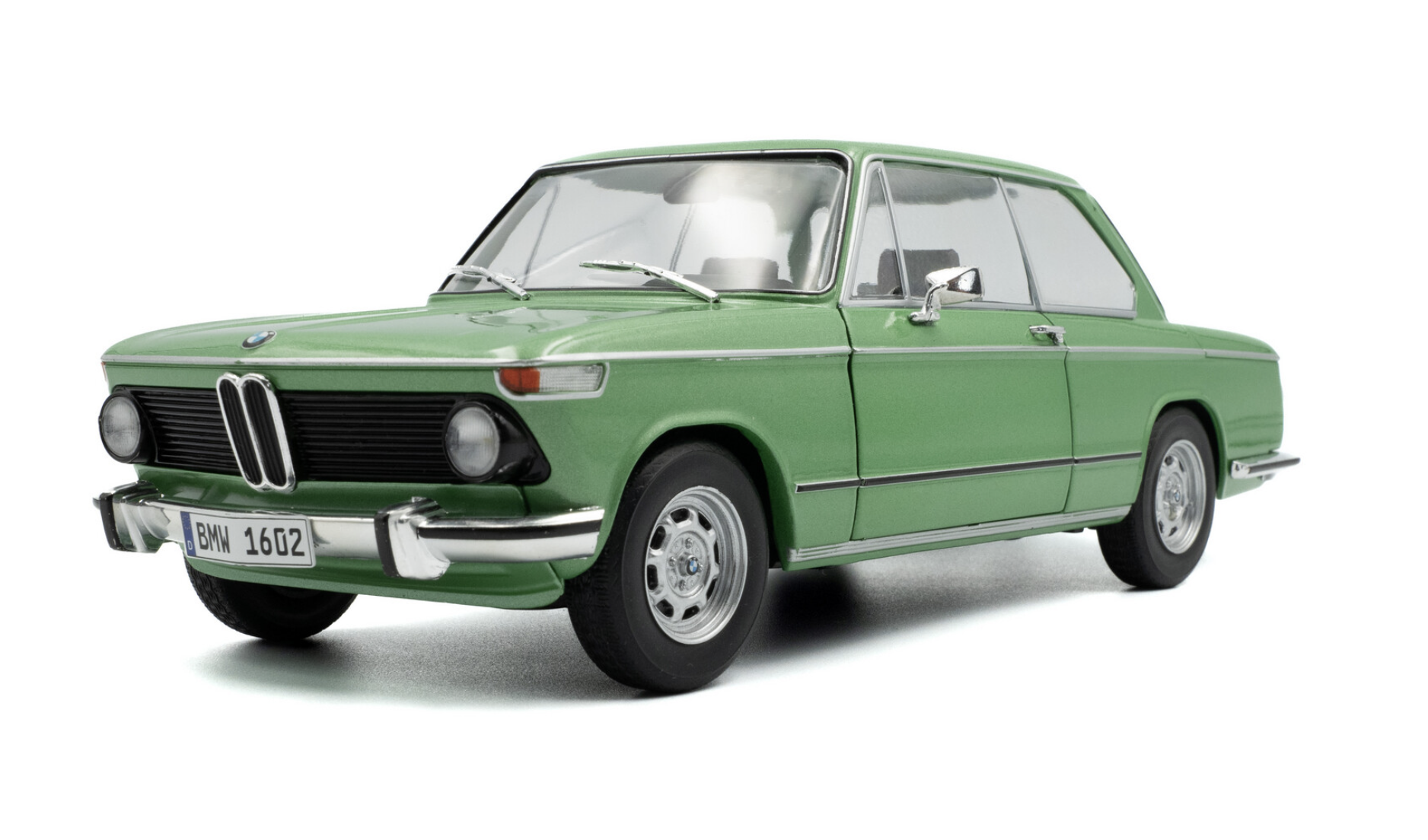 BMW 1602 SOLIDO 1/18