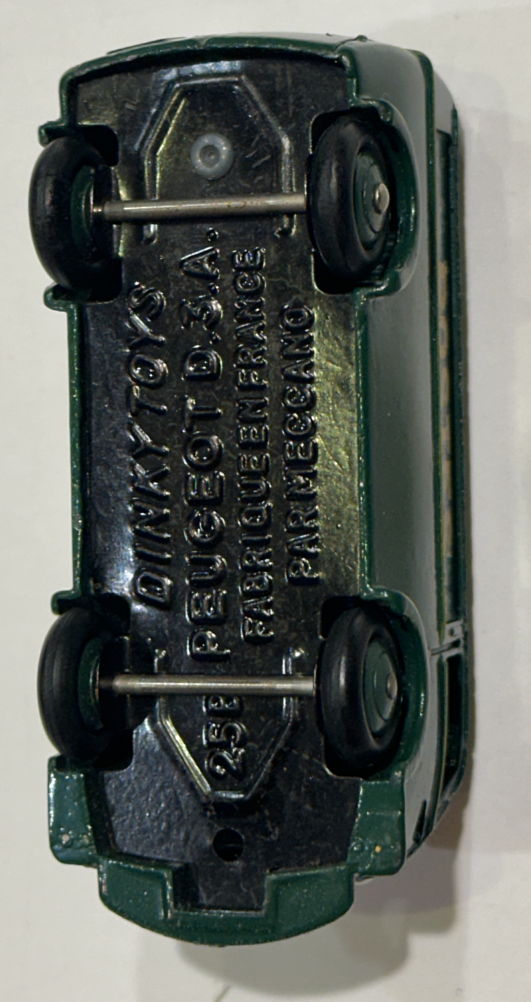 FOURGON POSTAL PEUGEOT D.3.A 1/43 DINKY TOYS