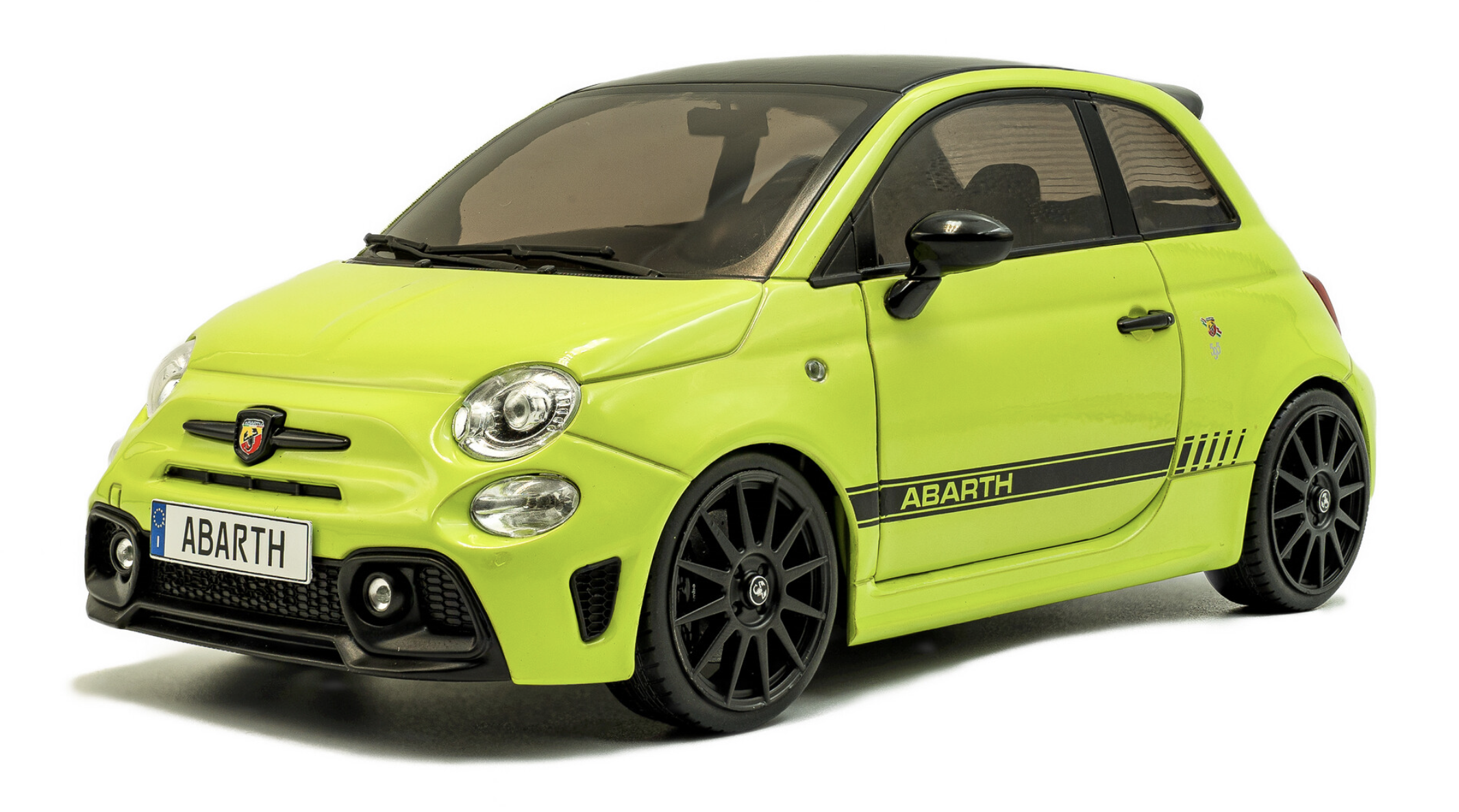 FIAT F595 ABARTH  VERDE ADRENALINA SOLIDO 1/18