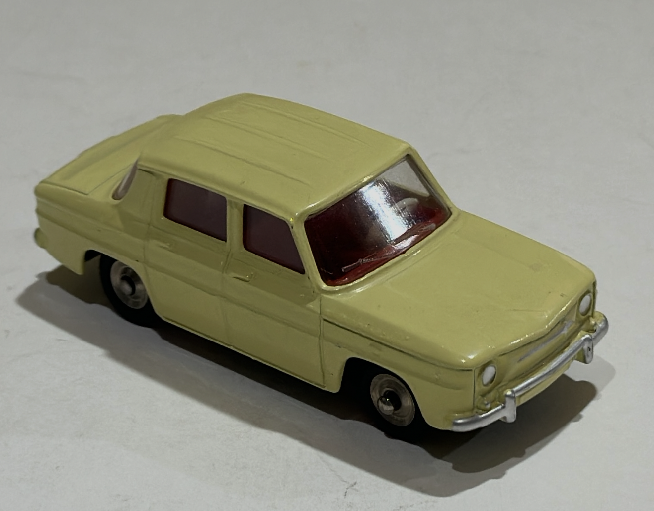 RENAULT R8 JAUNE 1964 DINKY TOYS 1/43°