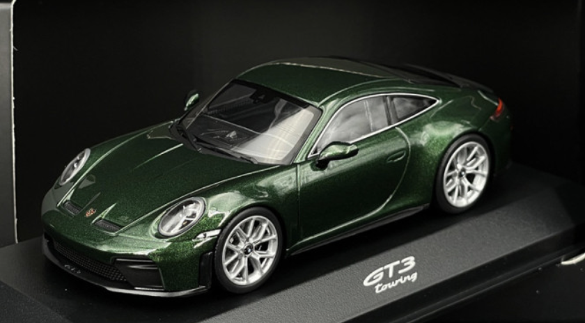 Porsche 911 GT3 Touring Type 992.2 2024 Vert Chêne Métallisé Neo MINICHAMPS 1/43
