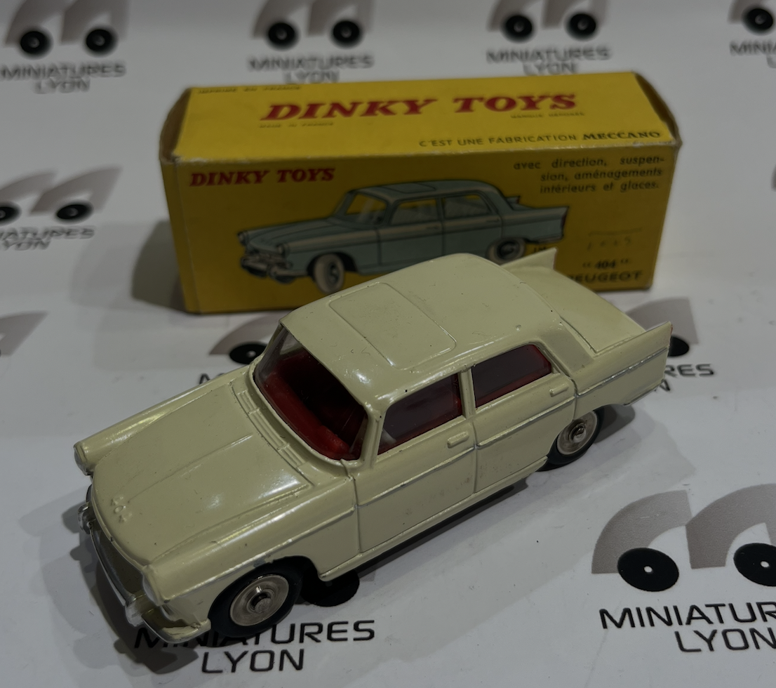 PEUGEOT 404 DINKY TOYS 1/43