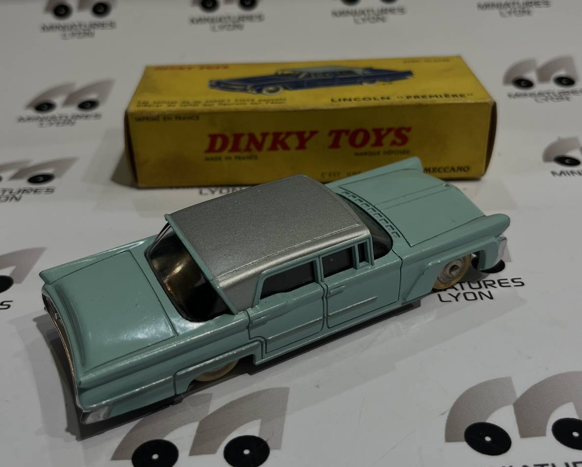 LINCOLN PREMIER DINKY TOYS 1/43