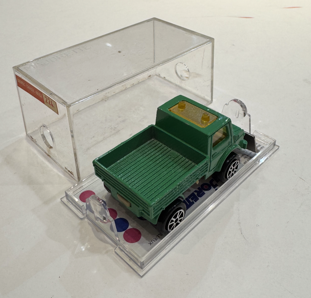 UNIMOG CHASSE NEIGE MAJORETTE 1/64