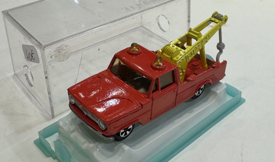 DODGE RAM DEPANNEUSE MAJORETTE 1/64