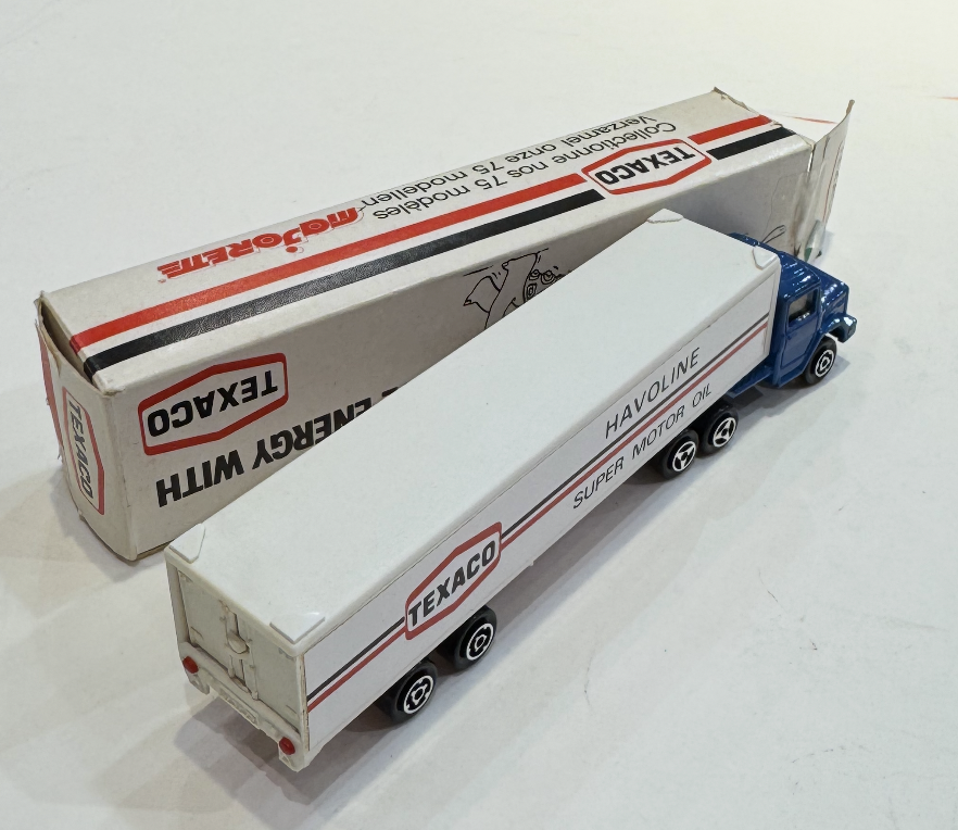 TRES BON ETAT 5/5  AVEC BOITE 4/5