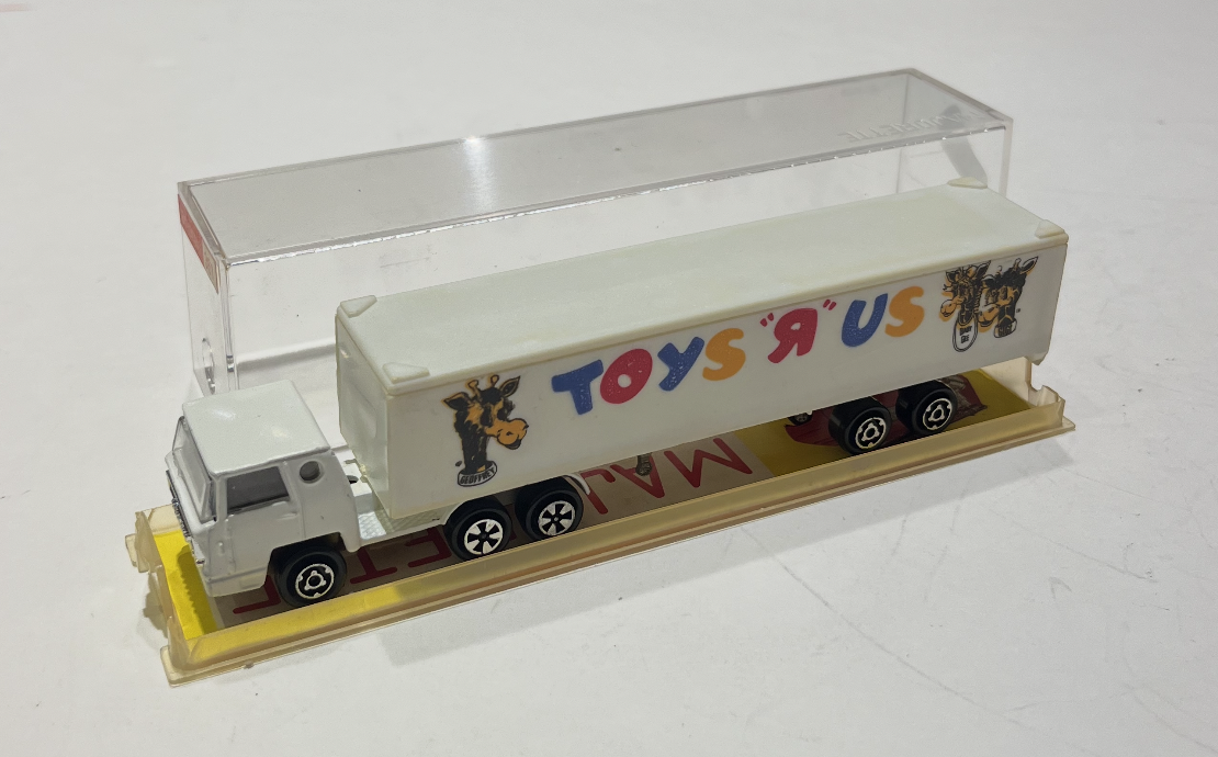 CAMION BERNARD SEMI CONTAINER  MAJORETTE 1/64