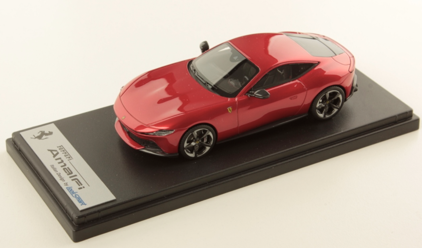 FERRARI AMALFI ROSSO PORTOFINO 1/43 LOOKSMART