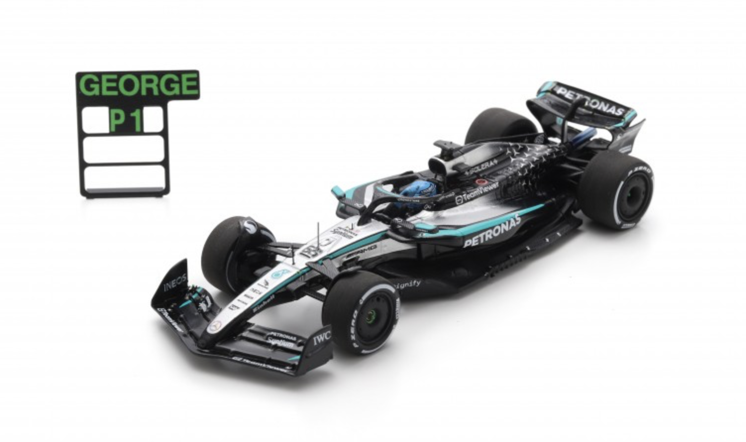 MERCEDES W16 N°63 Mercedes-AMG PETRONAS Formula One Team Vainqueur GP Canada 2025 George Russell + Pit board SPARK 1/43