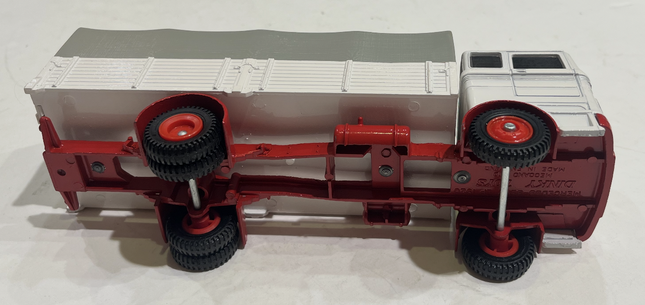 MERCEDES BENZ LP 1920 DINKY TOYS 1/43