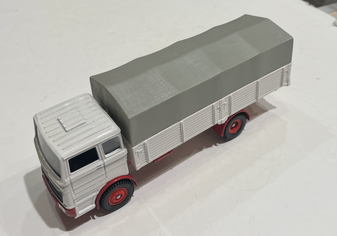MERCEDES BENZ LP 1920 DINKY TOYS 1/43