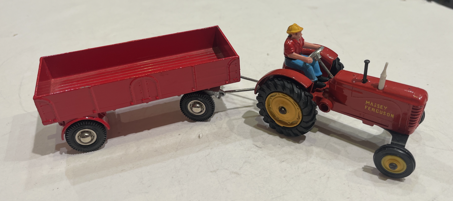 MASSEY FERGUSON DINKY TOYS 1/43MASSEY FERGUSON DINKY TOYS 1/43