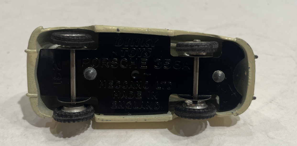 PORSCHE 356A BEIGE DINKY TOYS 1/43