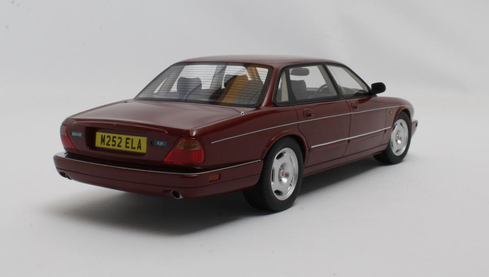 JAGUAR XJR X300 ROUGE CULT MODEL 1/18°