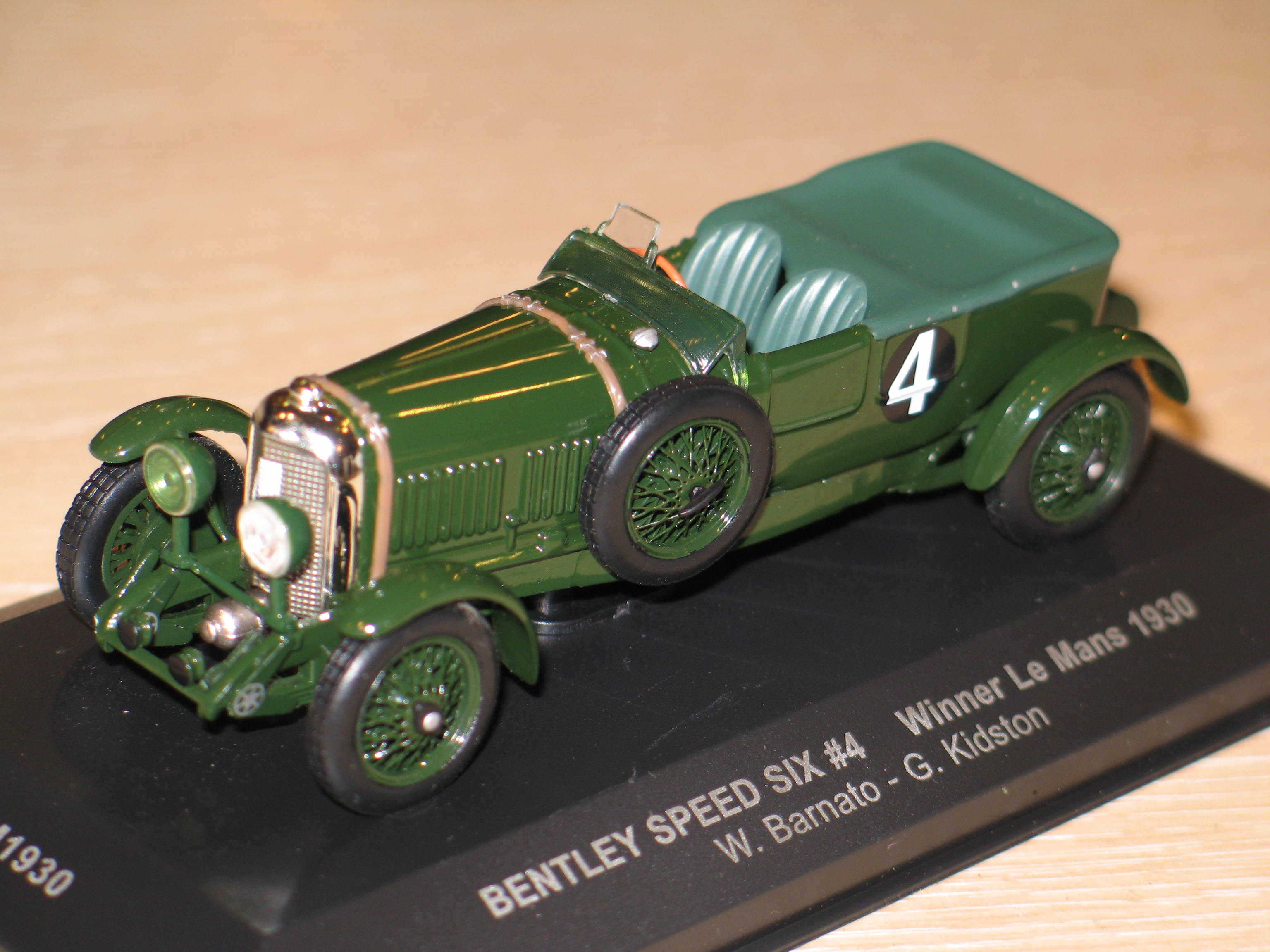 BENTLEY SPEED SIX 1930 IXO 1/43°